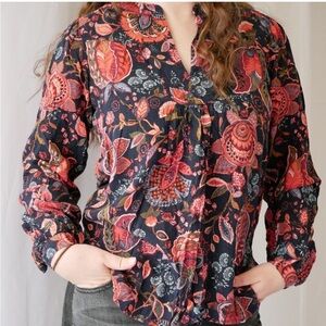LOFT Navy and Coral Long Sleeve Floral‎ Blouse, Size small petite